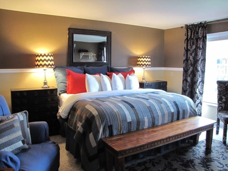 Premier Condo, 2 Bedrooms, Kitchen, Ocean View | 1 bedroom, premium bedding, free cribs/infant beds, free WiFi