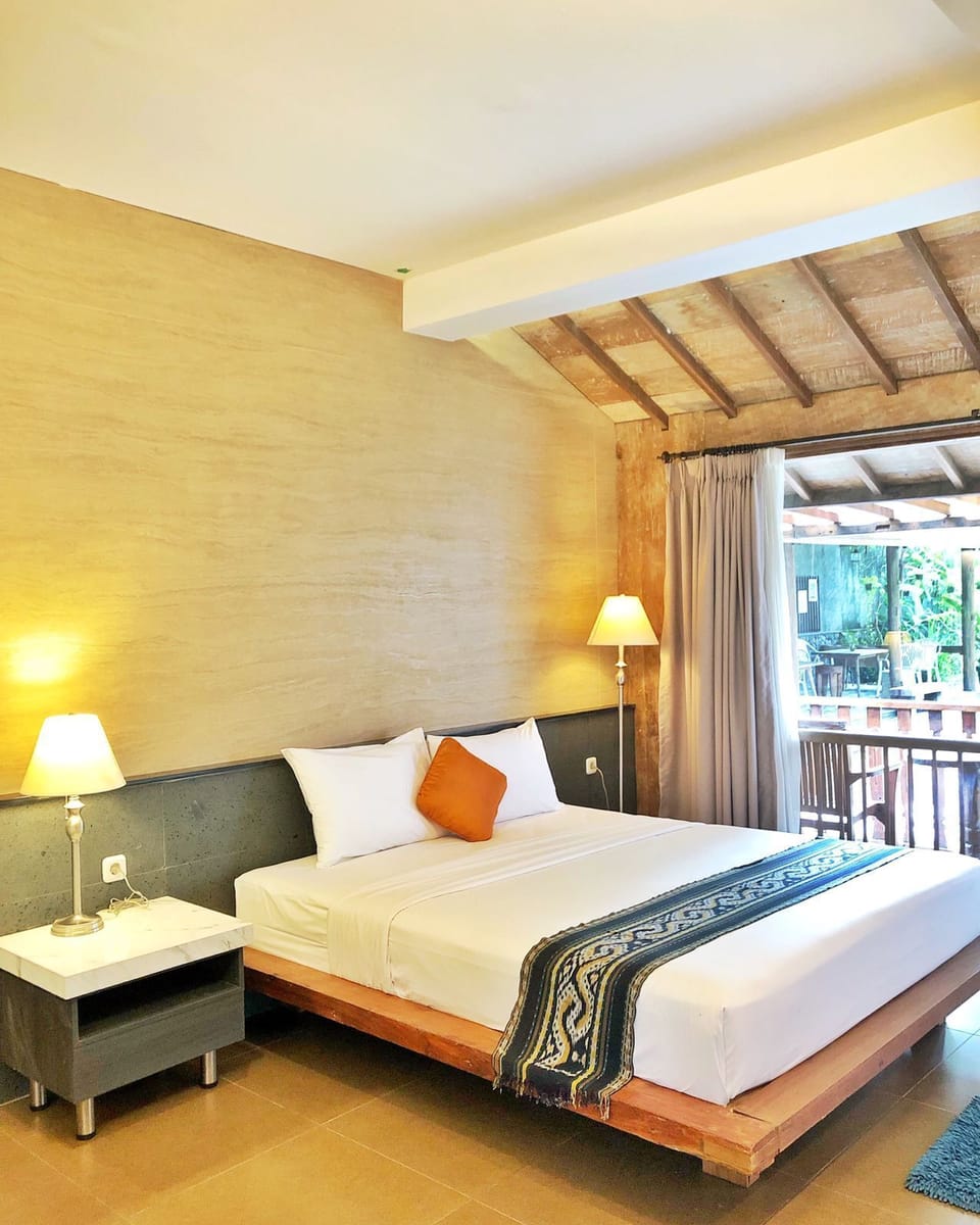 Suite | Premium bedding, minibar, desk, blackout drapes