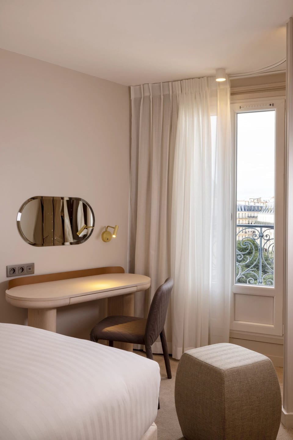 Deluxe room with balcony | Premium bedding, in-room safe, desk, laptop workspace