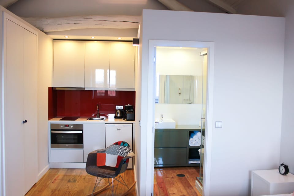 Studio (Vitória) | Soundproofing, iron/ironing board, free WiFi