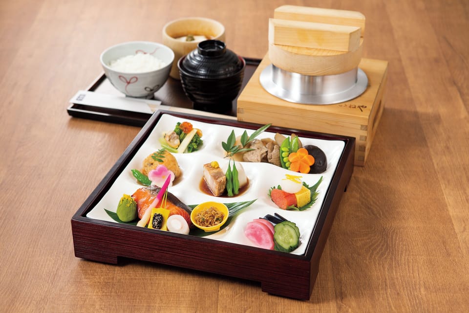 Daily cooked-to-order breakfast for a fee