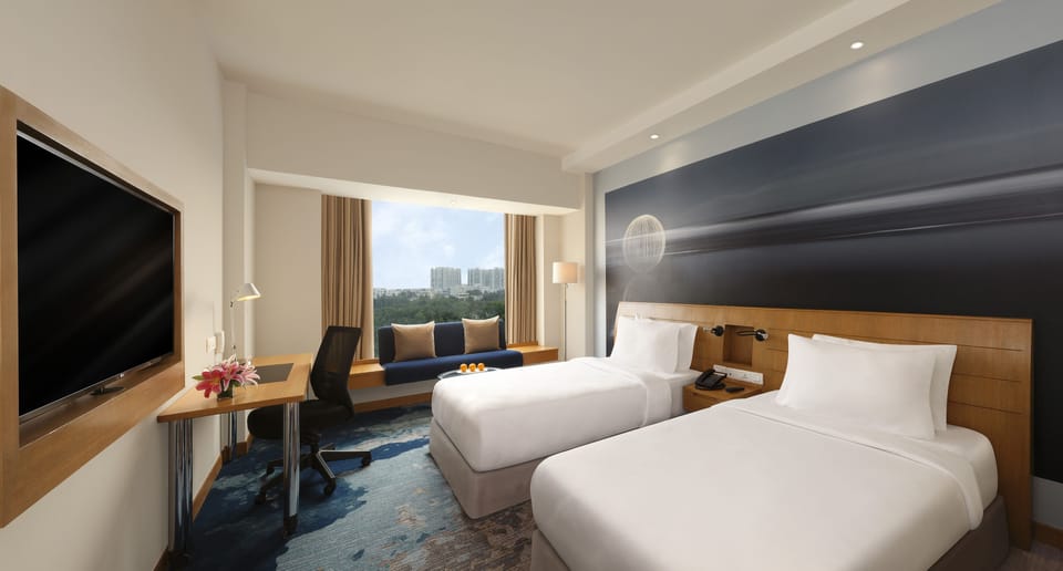 Premier Room, 2 Twin Beds, Executive Level | Premium bedding, down comforters, pillowtop beds, minibar