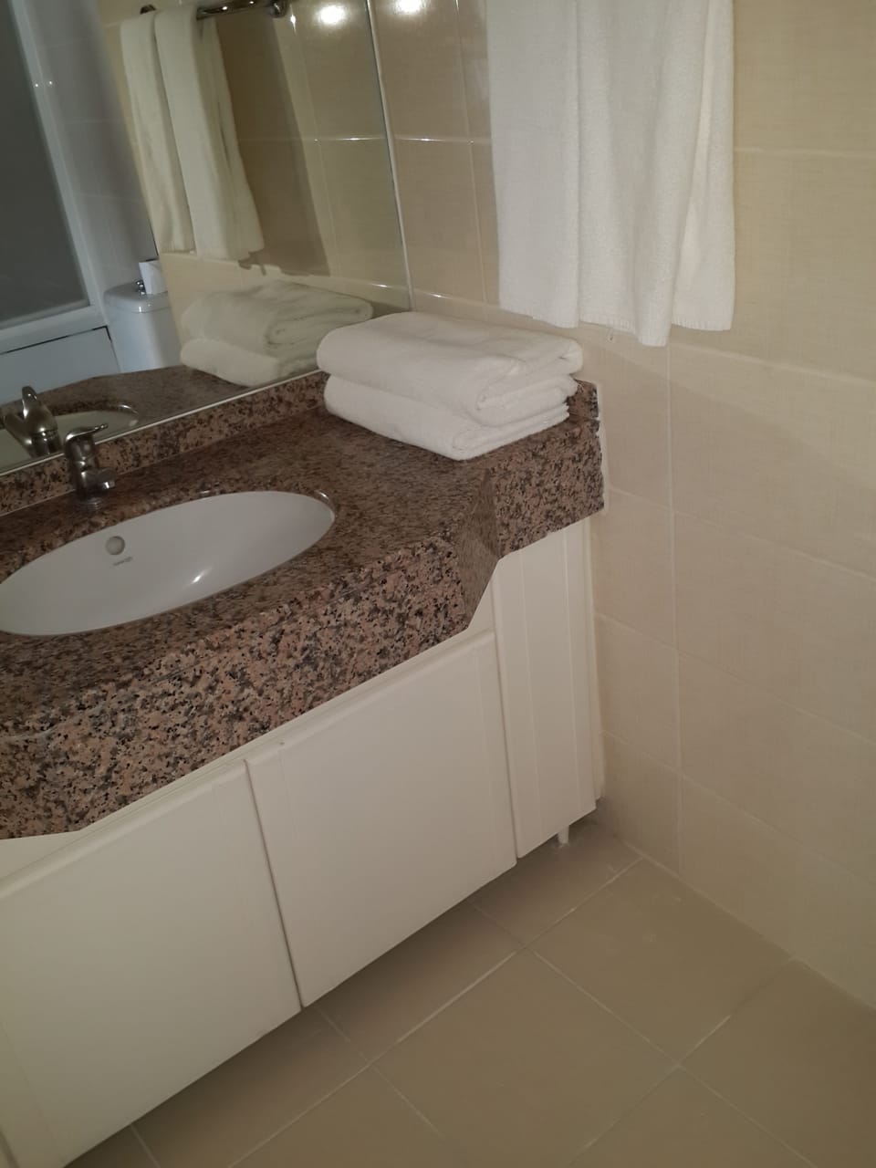 Standard Double or Twin Room, Sea View | Bathroom sink