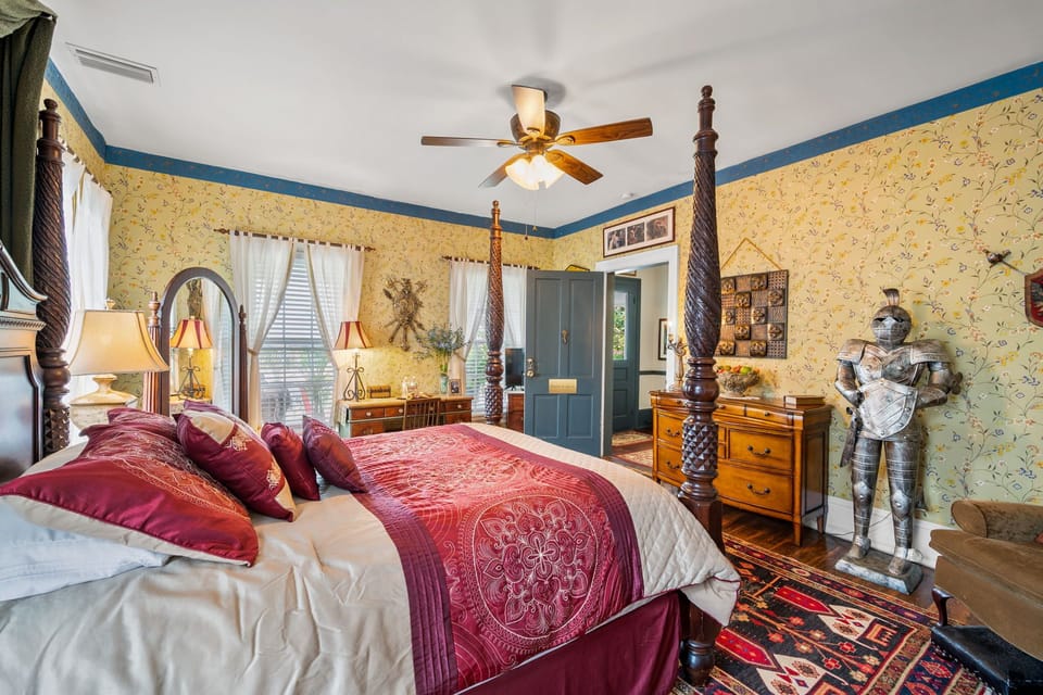 Standard Double Room, Ensuite (The Guinevere & Lancelot )