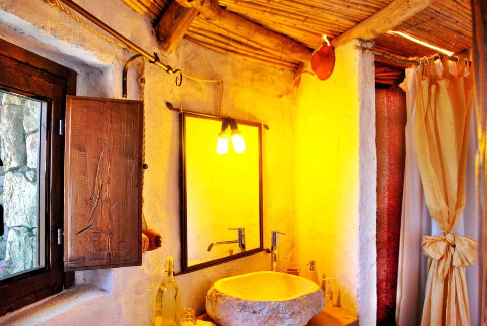 Double or Twin Room | Bathroom | Shower, eco-friendly toiletries, hair dryer, bathrobes