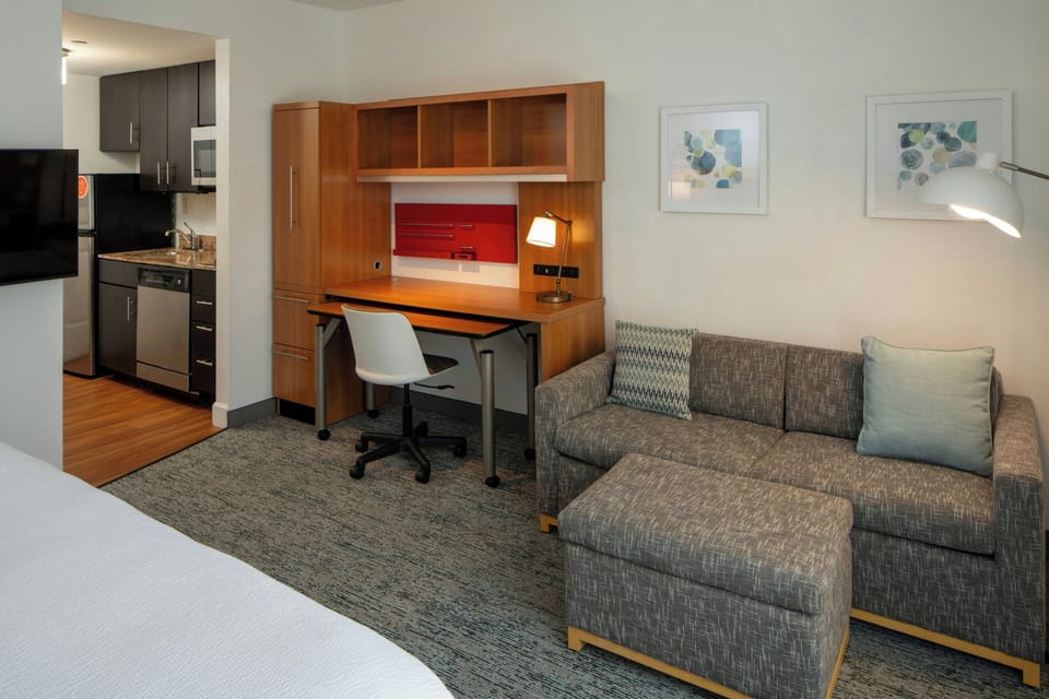 Pillowtop beds, in-room safe, desk, iron/ironing board