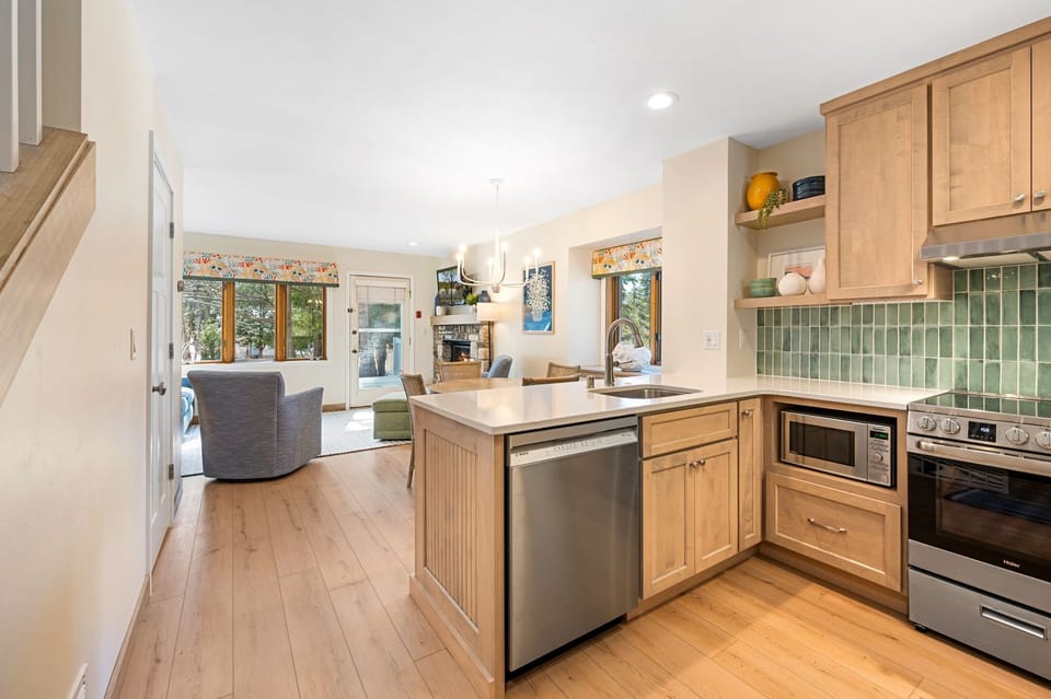 Family Condo, 2 Bedrooms (1.5 Bathrooms, Walk-in shower) | Private kitchen | Full-size fridge, microwave, oven, stovetop