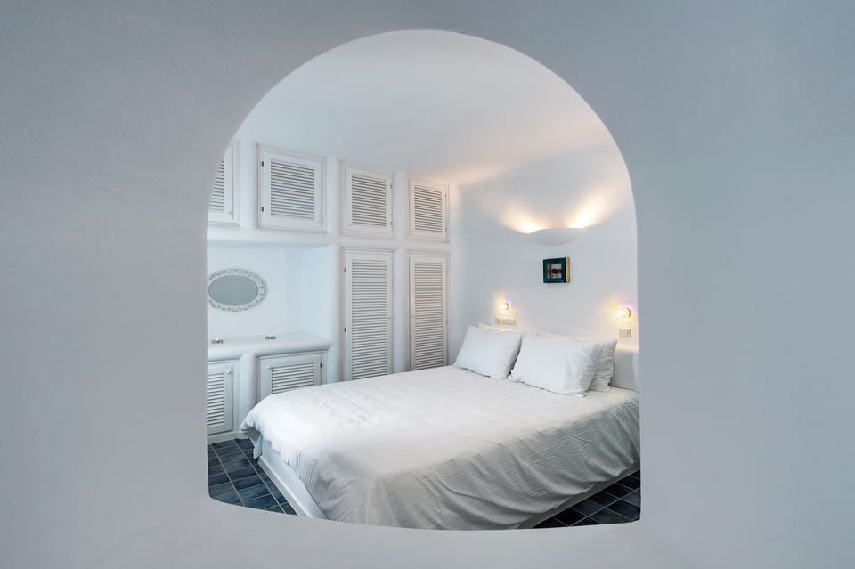 Junior Suite, outdoor Tub | 1 bedroom, premium bedding, in-room safe, soundproofing