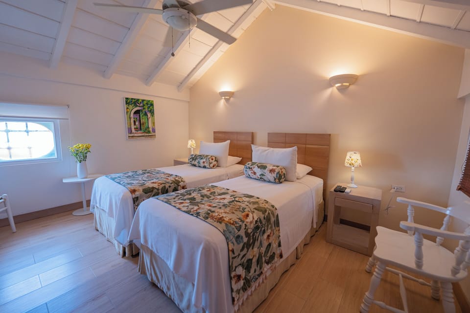 Standard Twin Room | Premium bedding, in-room safe, iron/ironing board, rollaway beds