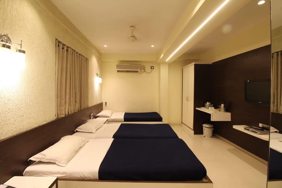 1 bedroom, desk, soundproofing, free WiFi