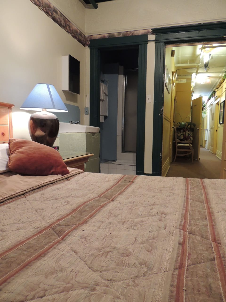 Room, 1 Double Bed, Shared Toilets, Private Shower | Free WiFi
