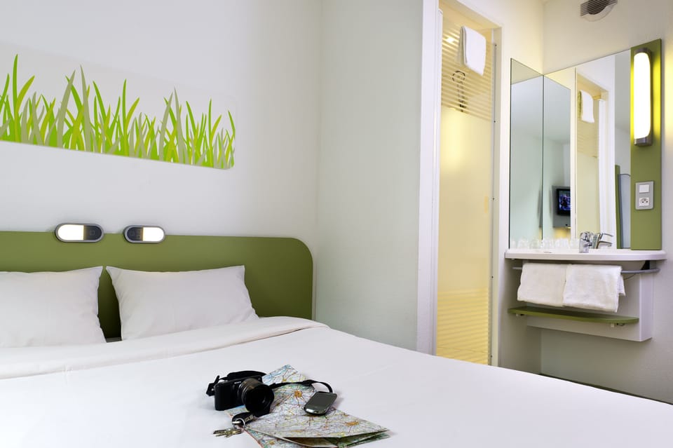 Double Room | Select Comfort beds, desk, blackout drapes, soundproofing