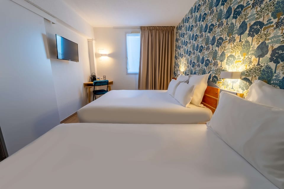Standard Room, Multiple Beds, Non Smoking | Desk, soundproofing, iron/ironing board, free cribs/infant beds