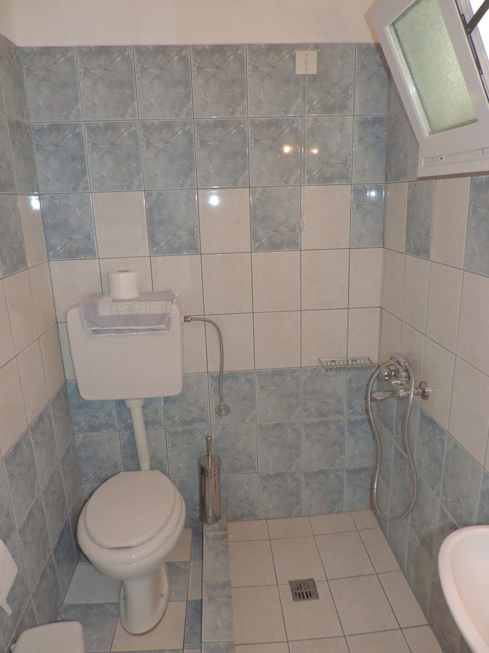 Double Room, Sea View | Bathroom | Shower, towels