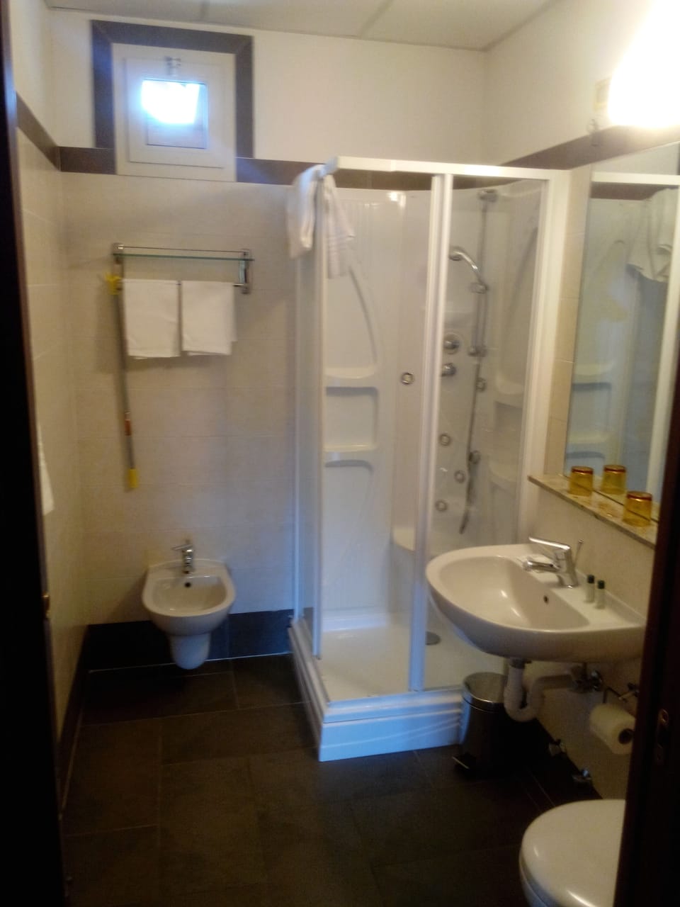 Free toiletries, towels