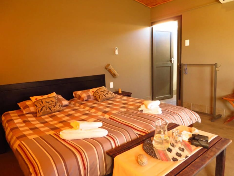 Chalet | 1 bedroom, desk, rollaway beds (surcharge), bed sheets