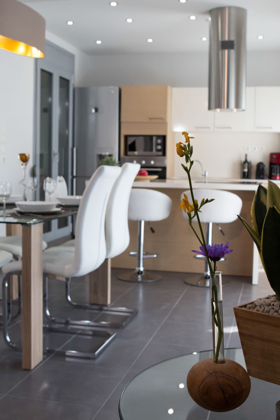 Executive Apartment, 2 Bedrooms | Private kitchen | Stovetop, coffee/tea maker, electric kettle, cookware/dishes/utensils