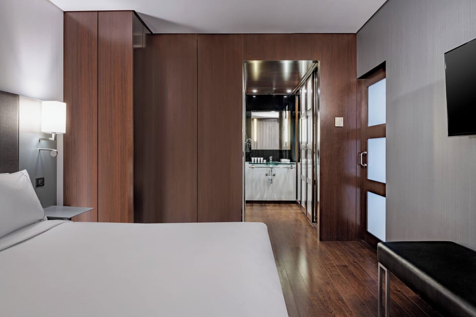 In-room safe, desk, laptop workspace, blackout drapes