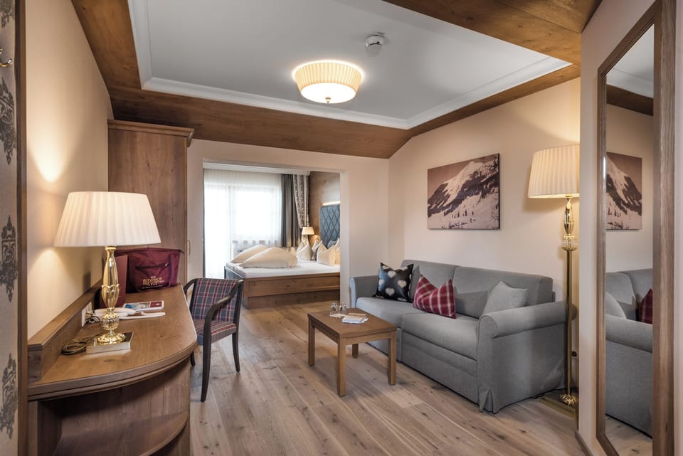 Family Double Room (de Luxe Sonne) | Premium bedding, minibar, in-room safe, desk