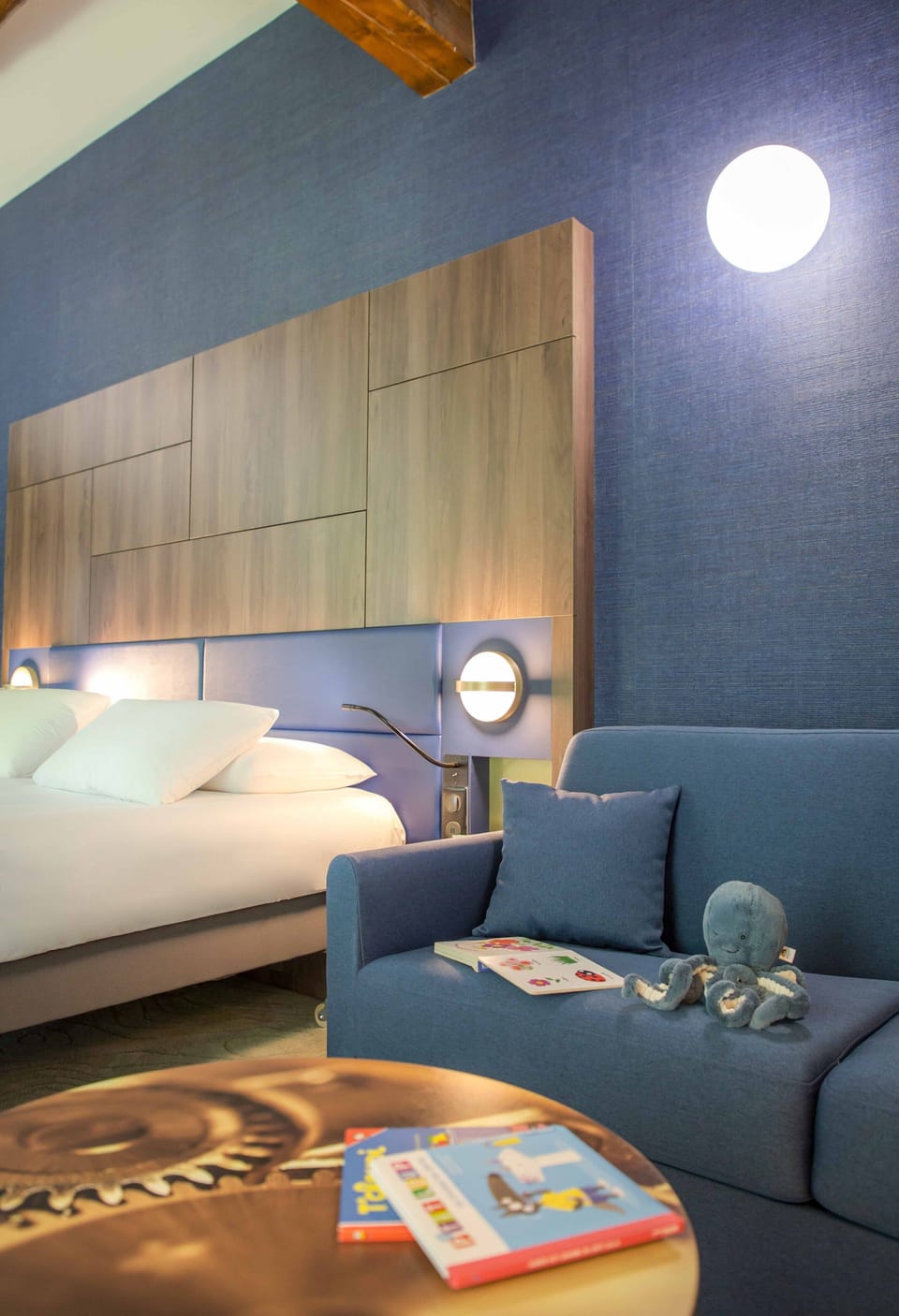 Privilege, Room, 1 Double Bed with Sofa bed, Balcony, Garden View | Premium bedding, in-room safe, desk, laptop workspace