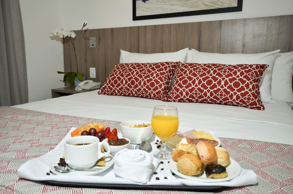 Executive Double Room | Minibar, in-room safe, desk, laptop workspace
