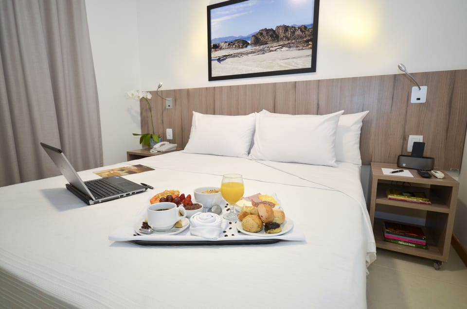 Executive Double Room | Minibar, in-room safe, desk, laptop workspace