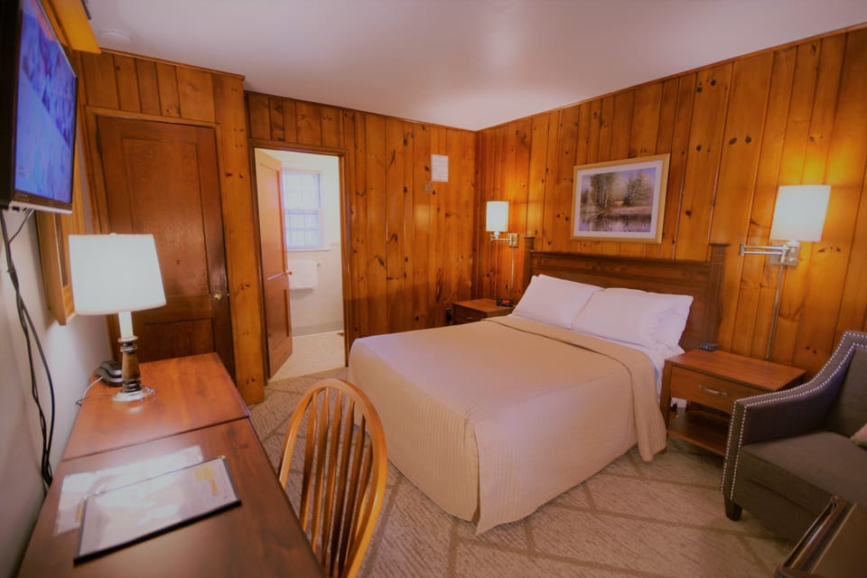Economy Single Room | Hypo-allergenic bedding available, WiFi (free), bed sheets