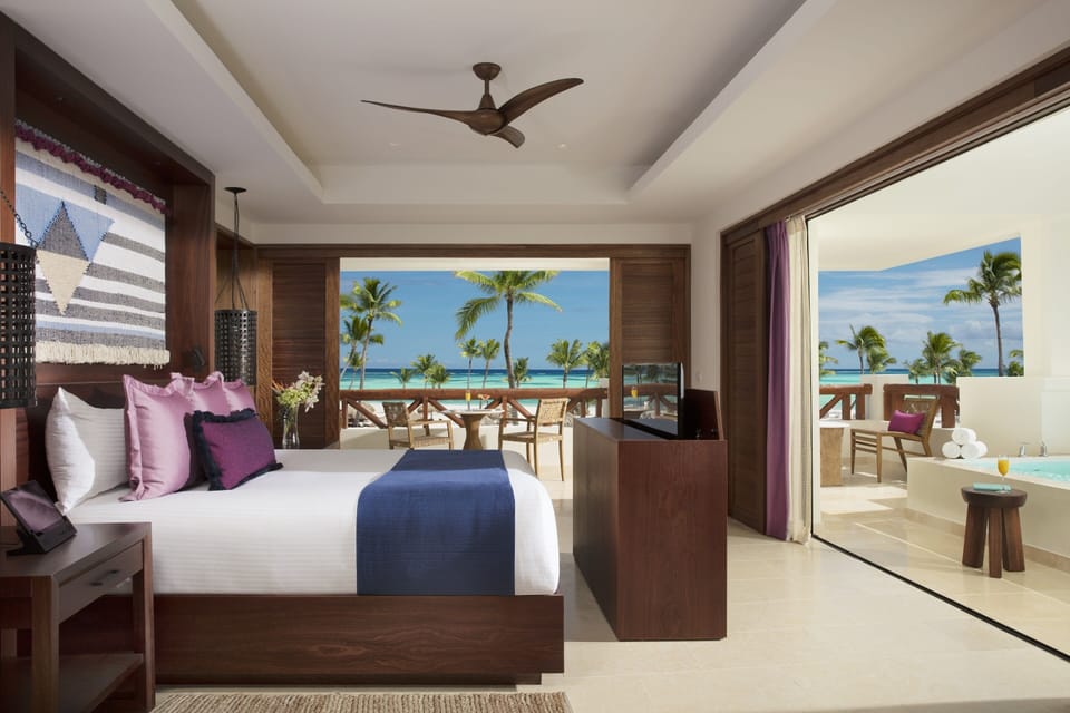 Premium bedding, free minibar, in-room safe, individually decorated
