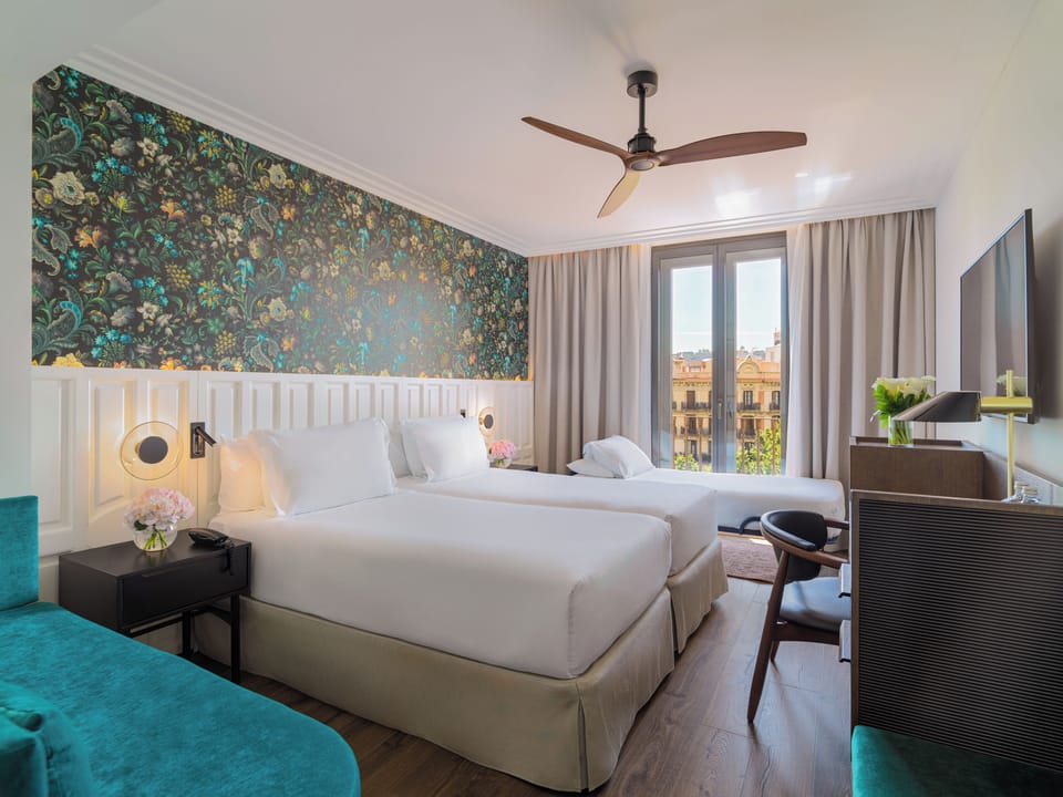 Deluxe Double or Twin Room (with extra bed) | Premium bedding, down comforters, minibar, in-room safe