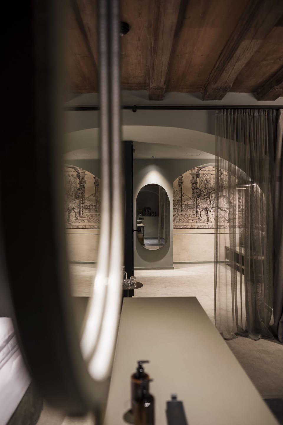 Studio Suite | Hypo-allergenic bedding, in-room safe, individually decorated