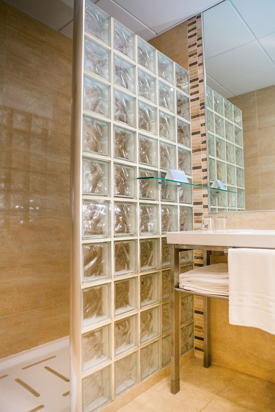 Bathroom shower