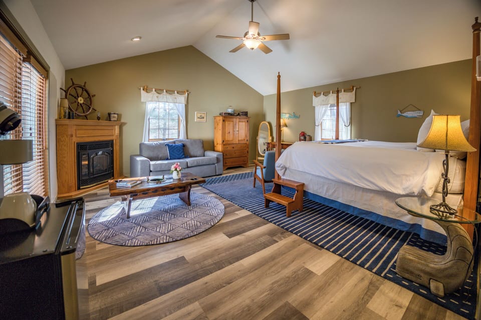 Melville in the Barn | 1 bedroom, premium bedding, laptop workspace, iron/ironing board