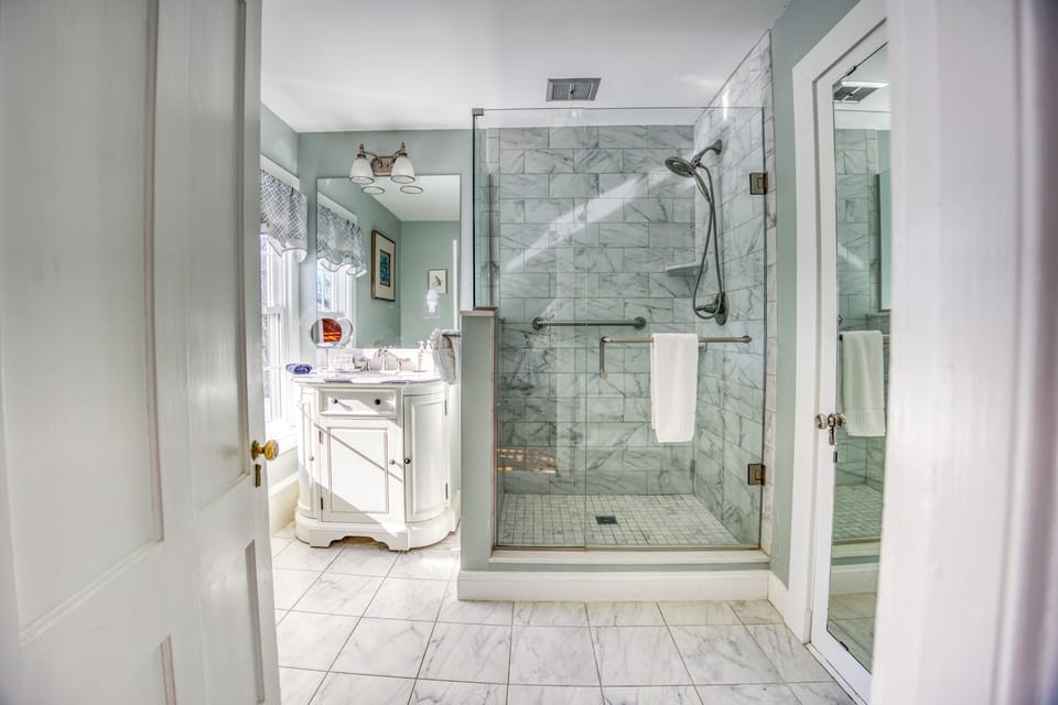 Blagdon in the Mainhouse | Bathroom | Designer toiletries, hair dryer, towels, soap