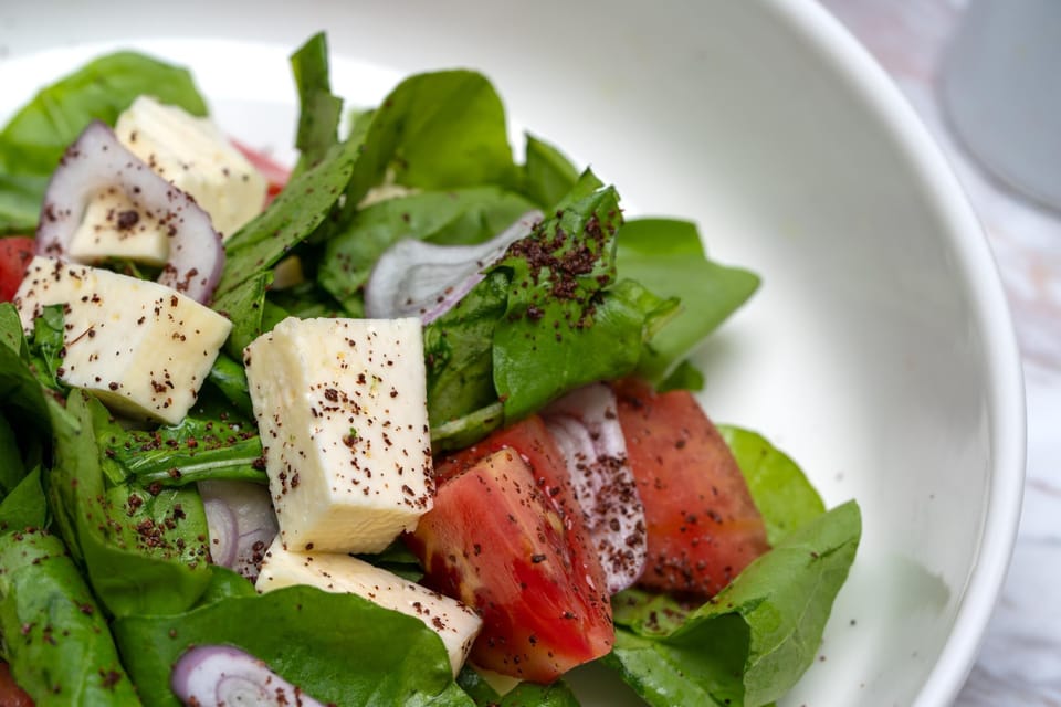 4 restaurants; breakfast, lunch, and dinner served