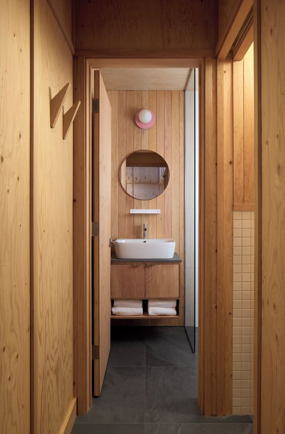 Family Room, 2 Bedrooms | Bathroom | Shower, free toiletries, hair dryer, towels