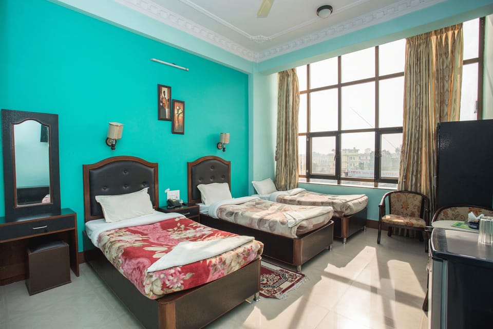 Standard Single Room | Minibar, desk, iron/ironing board, rollaway beds