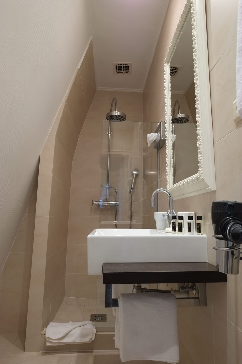 Pand 17 - Charming Guesthouse Bed and Breakfast in Bruges
