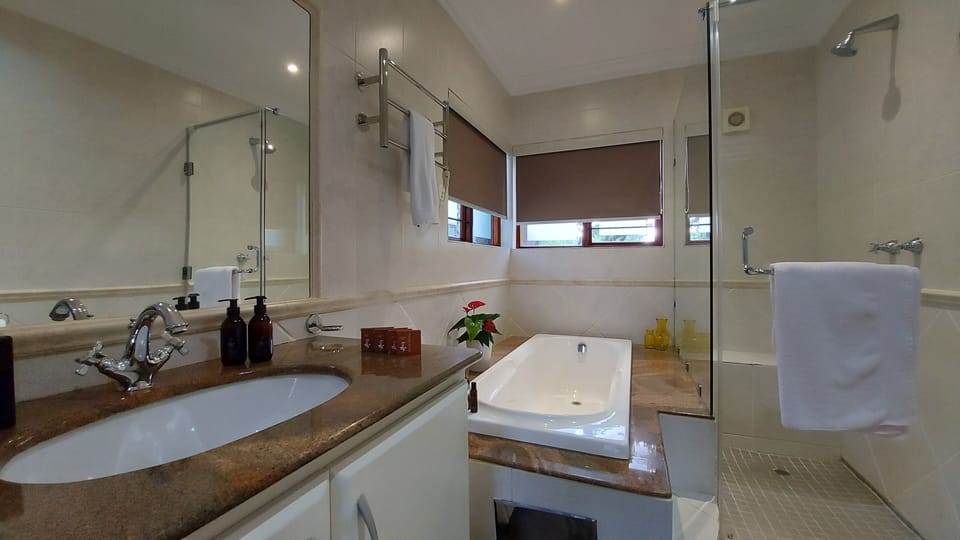 Standard Double Room, 1 Bedroom, Garden View | Premium bedding, in-room safe, iron/ironing board (on request)