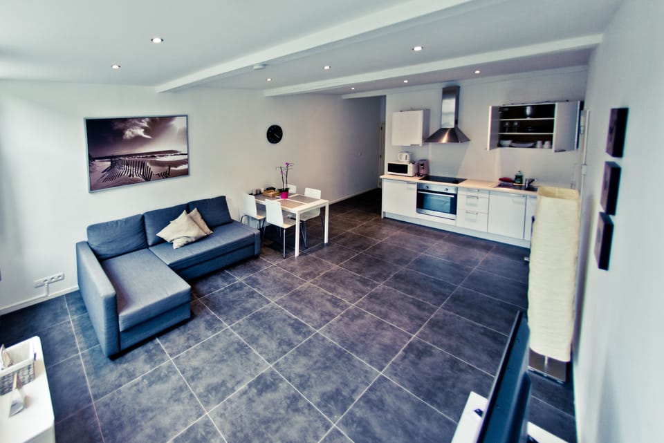 Standard Apartment, 1 Bedroom, Kitchen, City View | Premium bedding, soundproofing, iron/ironing board, free WiFi