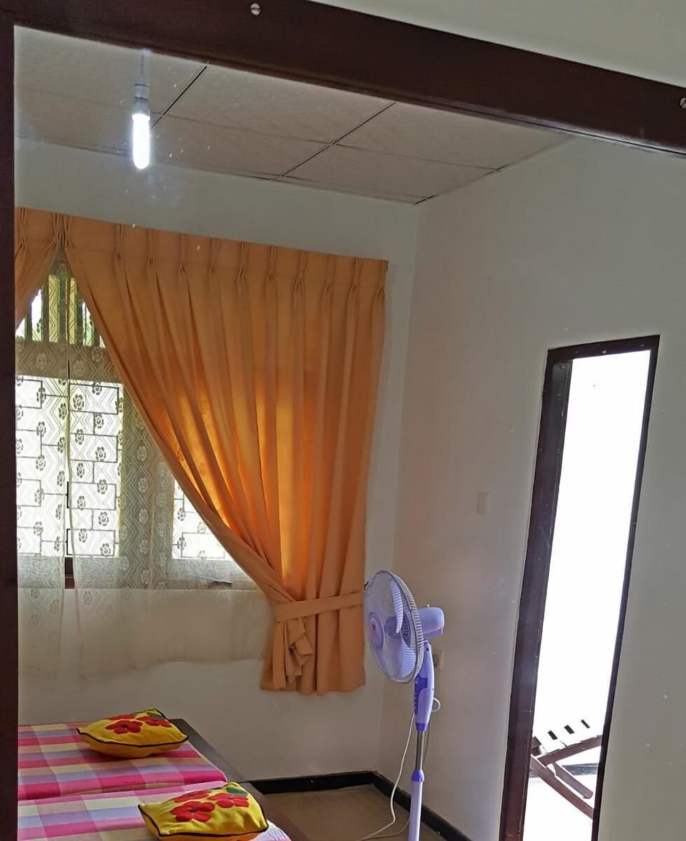 1 bedroom, premium bedding, in-room safe, desk