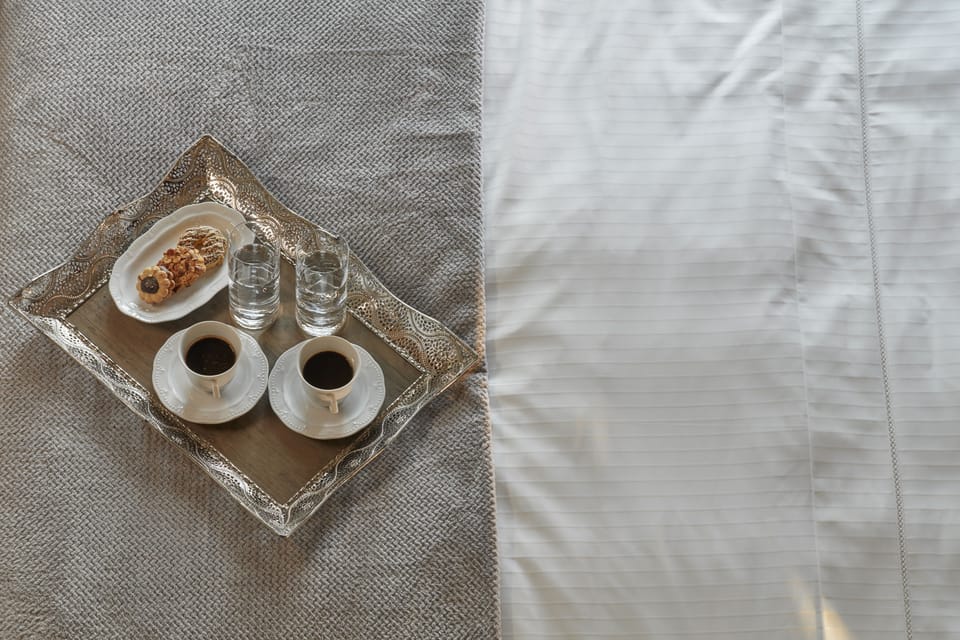 Classic Double Room | Room service - dining