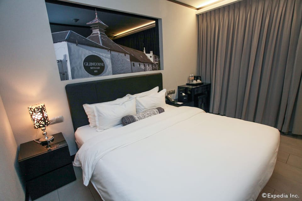 Executive King Room | Desk, WiFi (free)