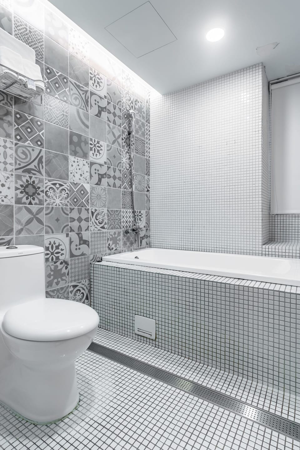 Double Room, Bathtub | Lobby