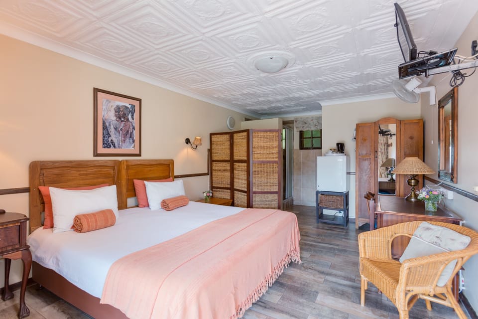 Executive Room, 1 Bedroom (Executive Double/Twin Room) | 14 bedrooms, Egyptian cotton sheets, premium bedding, in-room safe