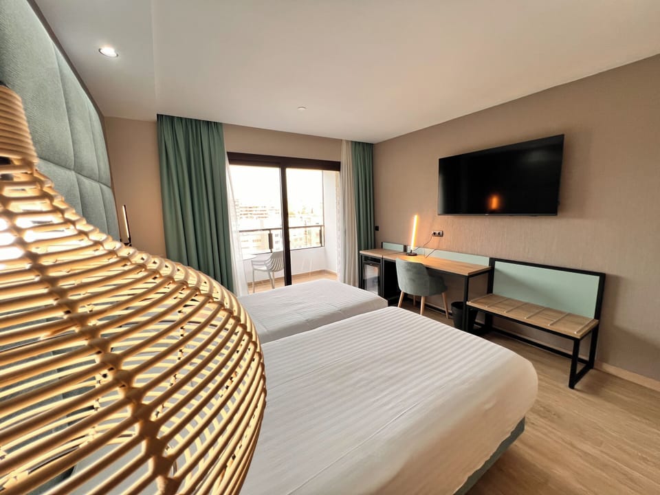 Minibar, in-room safe, desk, blackout drapes