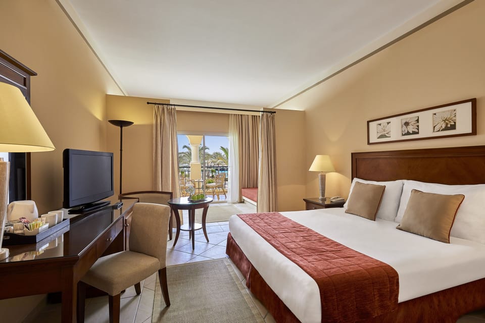 Minibar, in-room safe, iron/ironing board (on request)