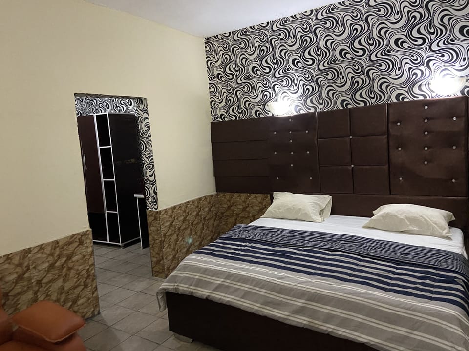 Deluxe Room | Individually decorated, desk, free WiFi, bed sheets