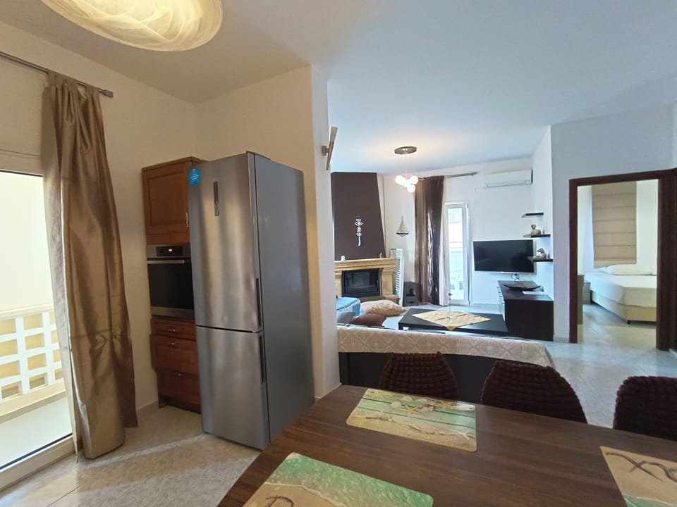 Family House | In-room dining