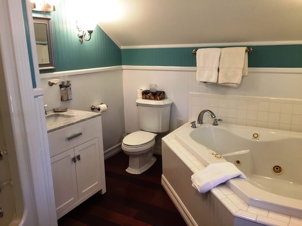 Rose Hill Retreat Bed and Breakfast in Texas