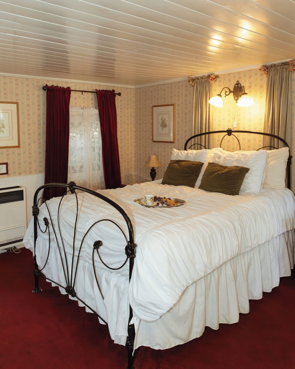 Room (Maximum 2 Guests) | Individually decorated, individually furnished, blackout drapes